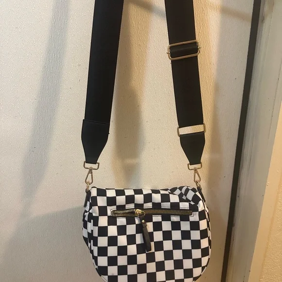 Checkered Black and White Crossbody Bag - Picture 5 of 7